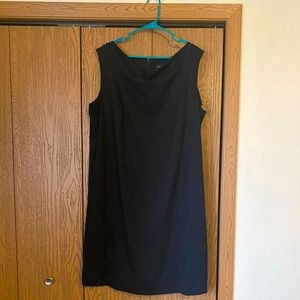 Black Sleeveless Dress